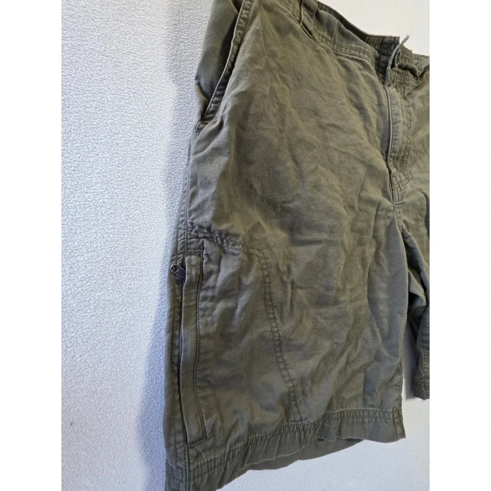 Columbia Omni-Shade Men's Shorts 36W 10L Olive Green Outdoor Hiking Pockets